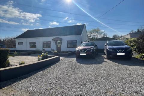 Llannon, Llanelli 3 bed property with land for sale