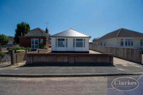 REBUILT & EXTENDED Middle Road... 3 bed detached bungalow for sale