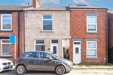 Alma Street West, Chesterfield S40 2 bed terraced house for sale