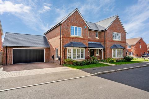 Broad Lays, Benson, OX10 5 bed detached house for sale