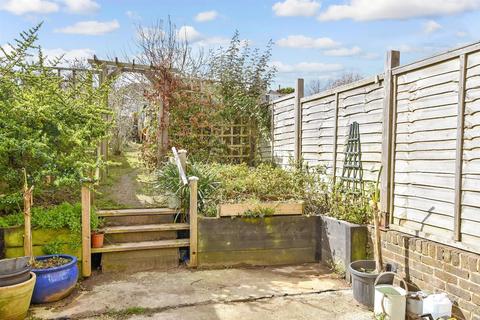 Wantley Road, Worthing, West Sussex 1 bed terraced house for sale