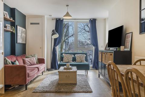 Rye Lane, London 2 bed apartment for sale
