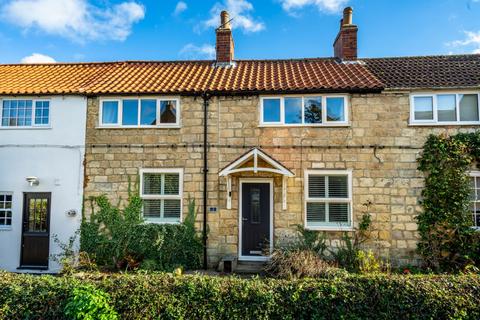 Lilac Avenue, Appleton Roebuck, York 2 bed cottage for sale