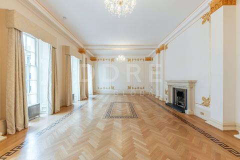Queen Anne's Gate, London, SW1H 7 bed apartment for sale