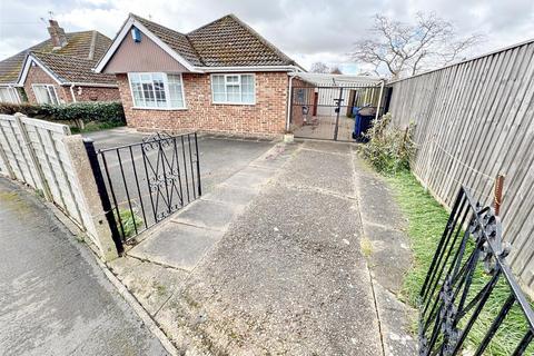 Westfield Road, Waltham, Grimsby... 2 bed detached bungalow for sale