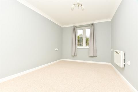Ridings Court, Reigate RH2 1 bed flat for sale