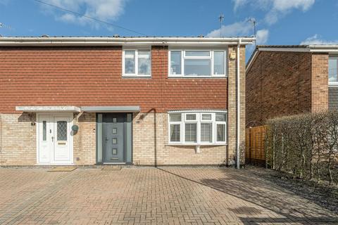 Tennyson Way, Kidderminster, DY10 3YQ 3 bed end of terrace house for sale