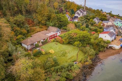 Pembroke Ferry, Pembroke Dock 3 bed detached bungalow for sale