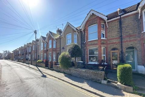Blenheim Road, Deal, CT14 3 bed terraced house for sale