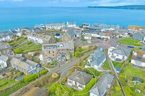 Pathways, Port Isaac, PL29 3 bed bungalow for sale
