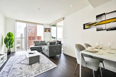 Sky Gardens, Nine Elms, SW8 2 bed flat for sale