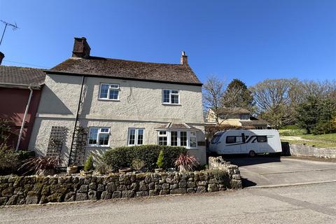 The Street, East Knoyle, Salisbury 3 bed cottage for sale