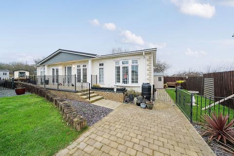 Bude EX23 2 bed park home for sale
