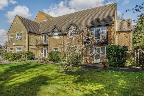 Marlborough House, Northcourt Avenue... 2 bed apartment for sale