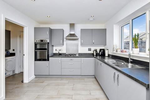 11 Harper Place, Gilmerton, Edinburgh... 4 bed detached house for sale