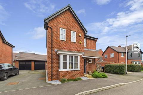 Kerry Hill Drive, Rugby CV23 3 bed detached house for sale