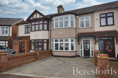Laurel Crescent, Romford, RM7 3 bed terraced house for sale