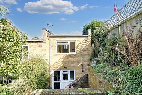 Stock Hill, Biggin Hill 3 bed end of terrace house for sale