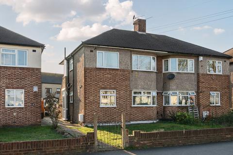 Green Wrythe Lane, Carshalton 2 bed ground floor maisonette for sale