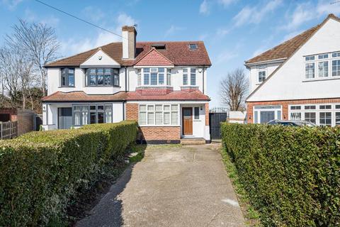 Rosecroft Close, Orpington, Kent, BR5... 3 bed semi