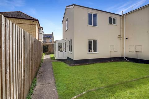 Tresmere Court, Victoria Road... 3 bed link detached house for sale