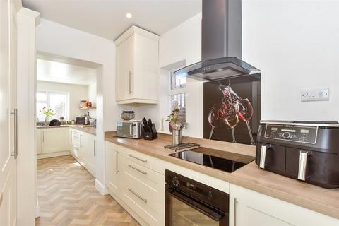 Chichester Road, Bognor Regis, West... 3 bed semi
