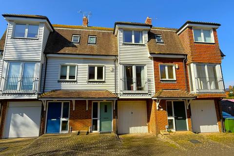 Western Barn Close, Rye TN31 2 bed terraced house for sale