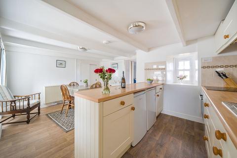 Perranuthnoe, Penzance, TR20 2 bed cottage for sale