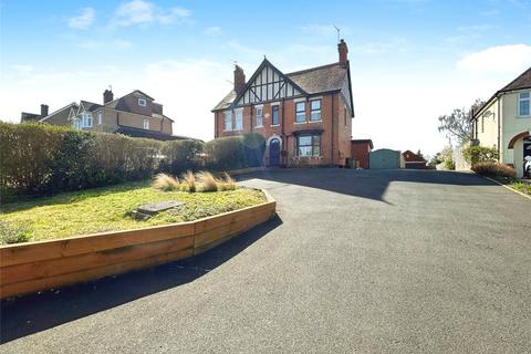 Cheltenham Road, Evesham, Worcestershire 3 bed semi