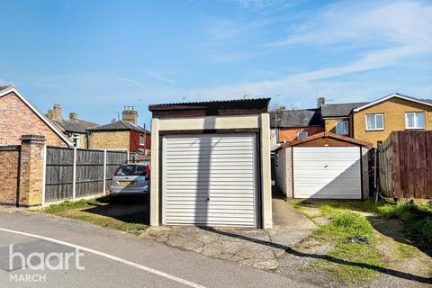 The Causeway, March 2 bed terraced house for sale