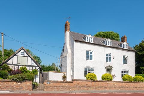 Aylesbury Road, Bierton, Aylesbury... 7 bed detached house for sale