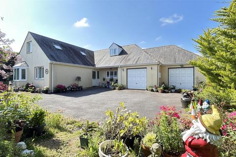 Johnston 5 bed detached bungalow for sale