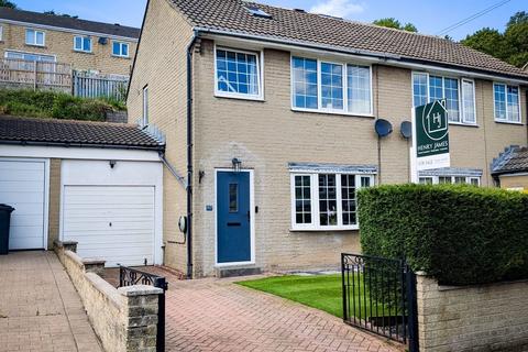 Longcroft Street, Huddersfield HD7 3 bed semi