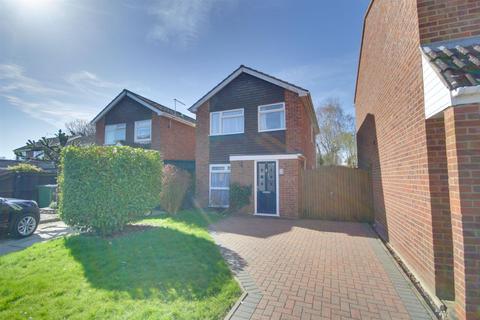 Loftsteads, Somersham, Cambs, PE28 3 bed detached house for sale