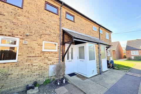 Spencer Court, Fareham PO14 1 bed flat for sale