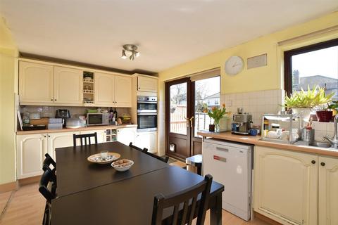 Frankland Road, Chingford 3 bed end of terrace house for sale