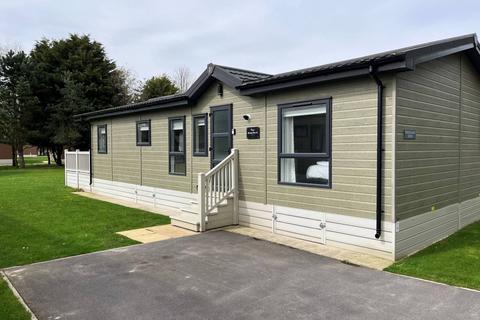 Gilberdyke East Riding of Yorkshire 2 bed lodge for sale