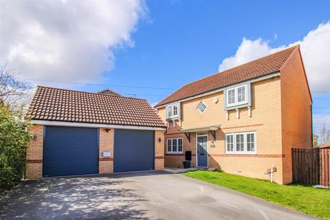 Foreman Road, Wakefield WF2 4 bed detached house for sale