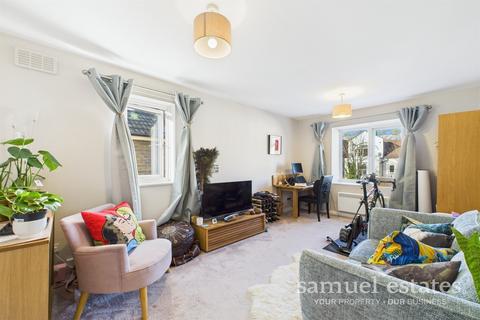 Ellison Road, Streatham, SW16 1 bed flat for sale