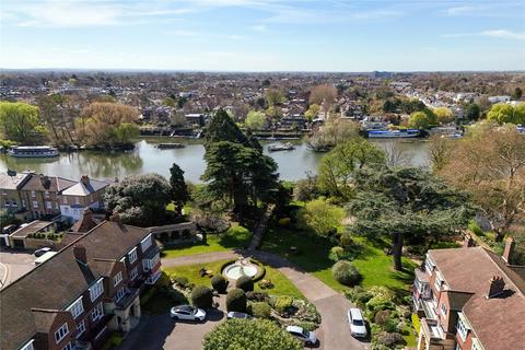 Friars Lane, Richmond, TW9 2 bed apartment for sale