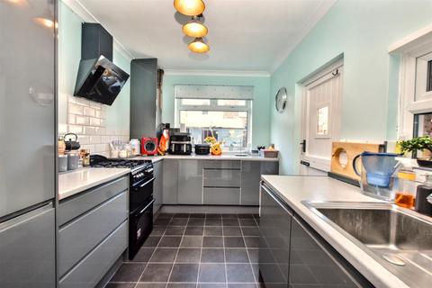 Albion Road, Eastbourne 3 bed terraced house for sale