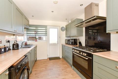 Plover Close, Sandown, Isle of Wight 3 bed detached bungalow for sale