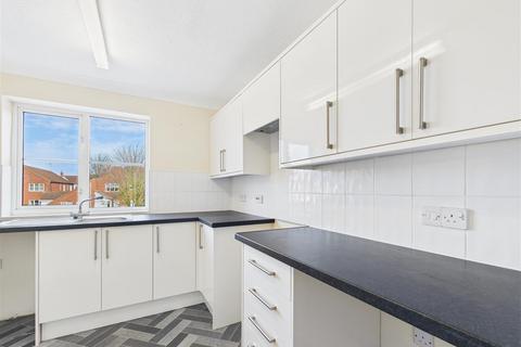 Sutton Court, Skegness 2 bed house for sale