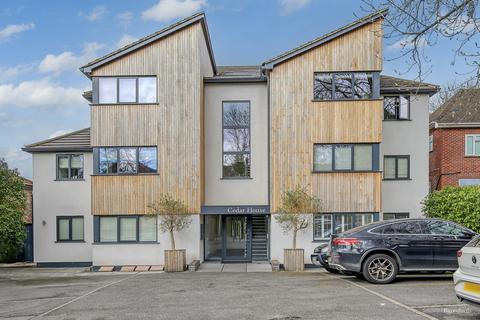 Stock Road, Billericay, CM12 2 bed apartment for sale