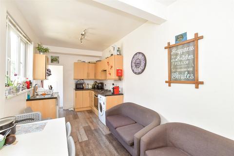 Wyndcliffe Road, Southsea PO4 3 bed end of terrace house for sale