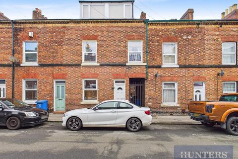Belle Vue Street, Scarborough 4 bed terraced house for sale