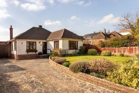 Roman Road, Steyning 2 bed bungalow for sale
