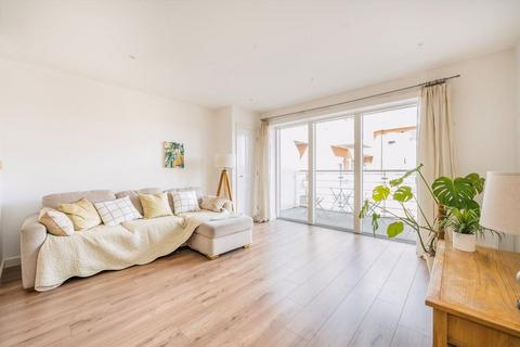 Kingston Road, London SW20 1 bed flat for sale