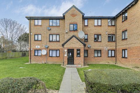 Streamside Close, Edmonton, N9 9XE 1 bed flat for sale