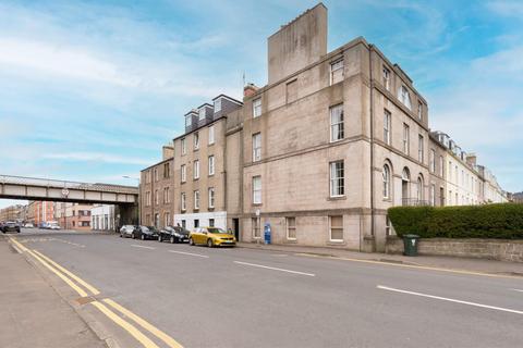 Scott Street, Perth 2 bed flat for sale